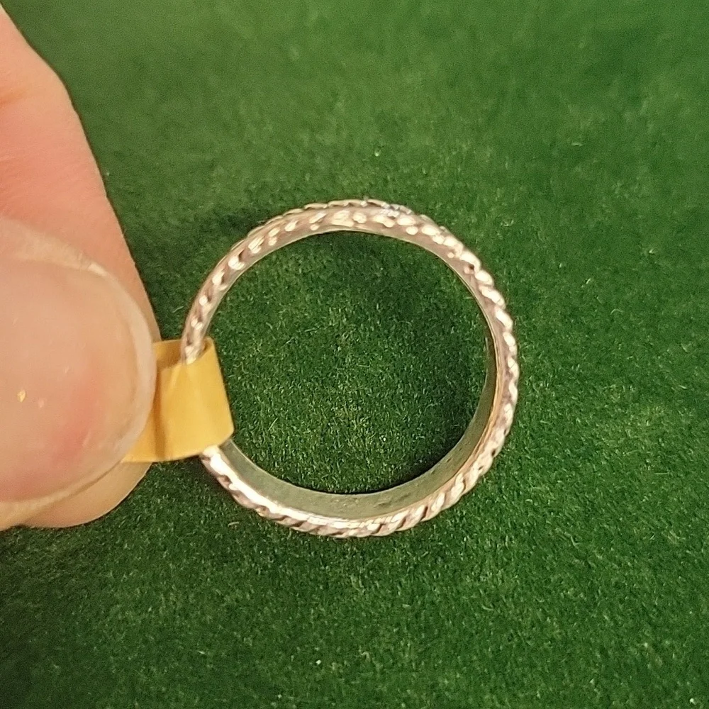 Silver Tone Size 8 Band Ring